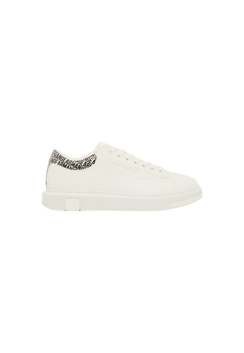 Sneakers barbati Armani Exchange